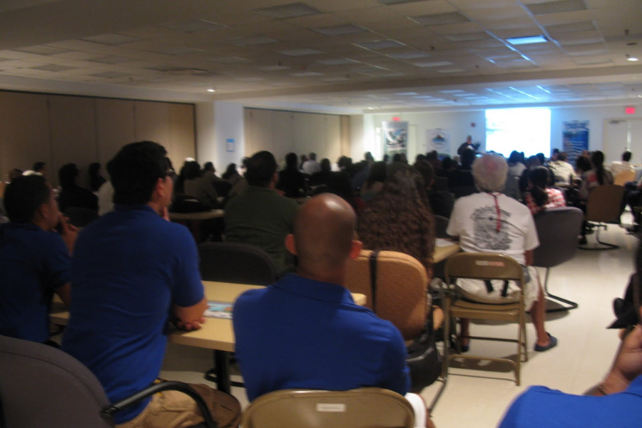 contact-seminarios-900×600-img